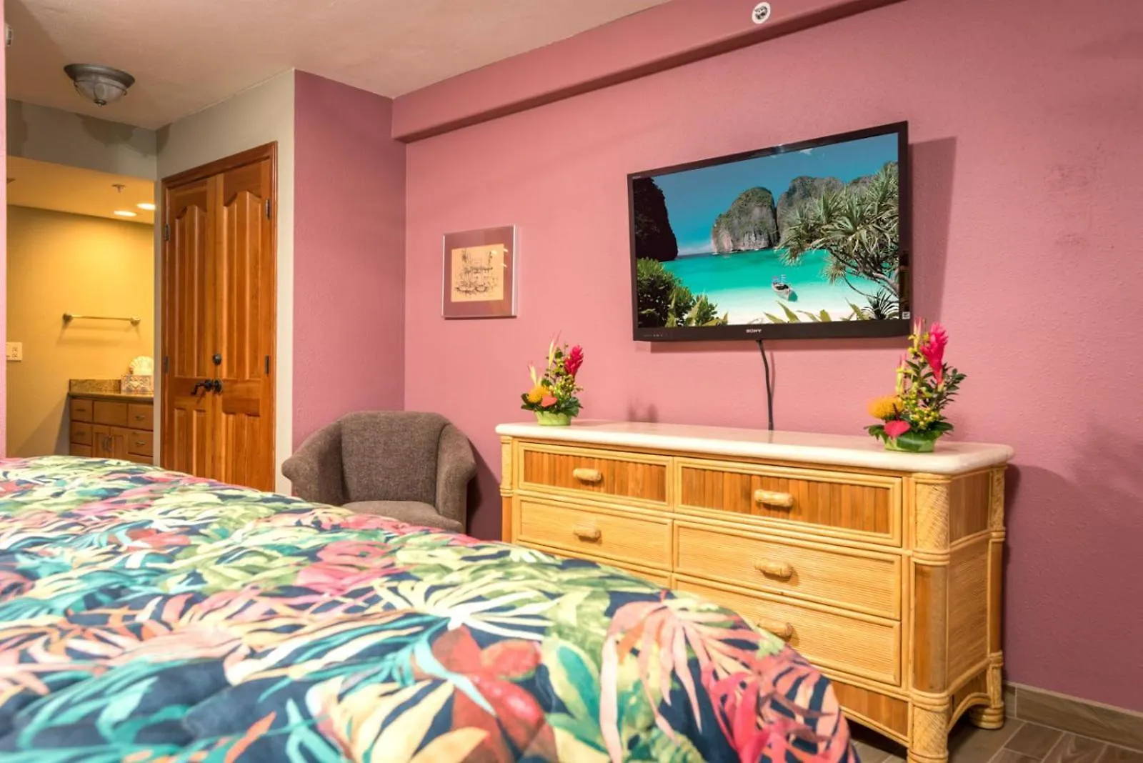 Kbm Resorts: Oceanfront Mahana with Rental Car Kaanapali United States